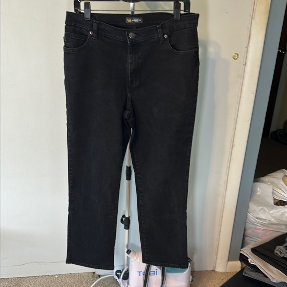 Lee Relaxed Fit Straight Leg Jeans - Black size 12 short 12S EUC